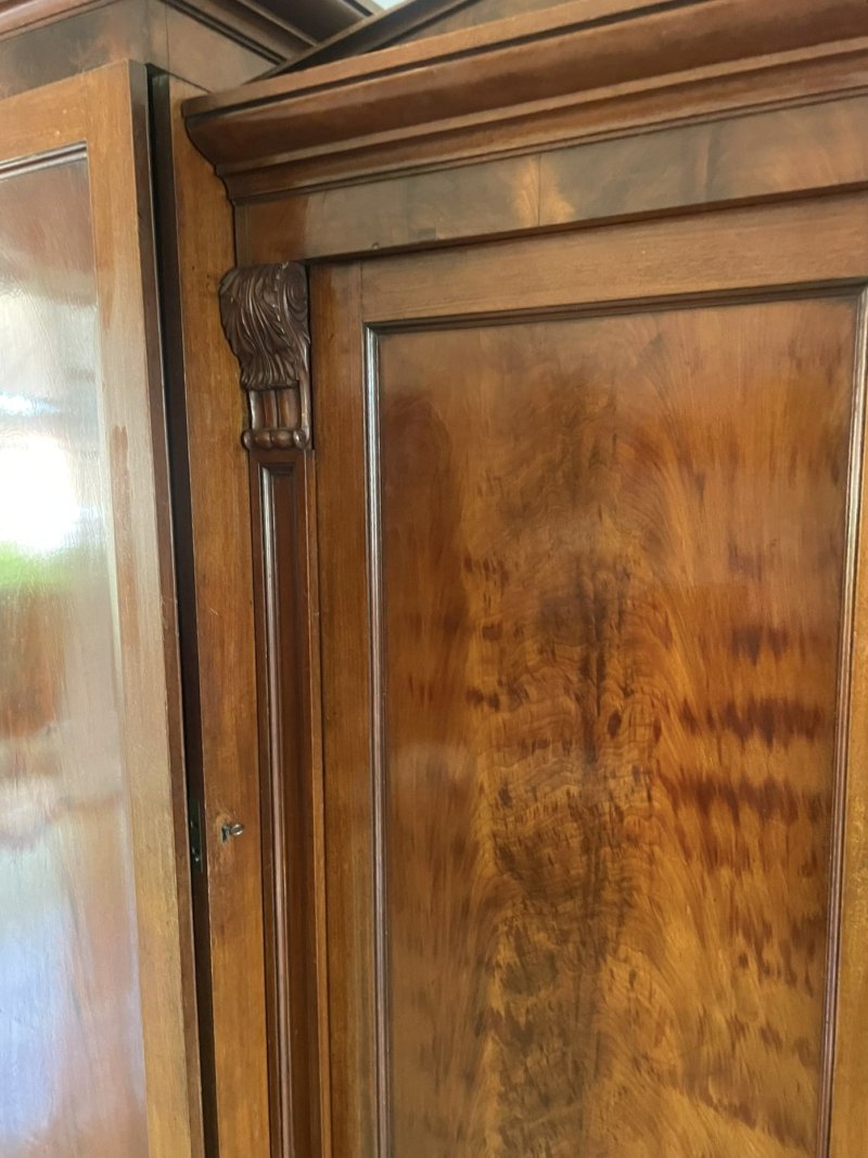 Outstanding Quality Large Victorian Antique Figured Mahogany Four Door Wardrobe - Image 14